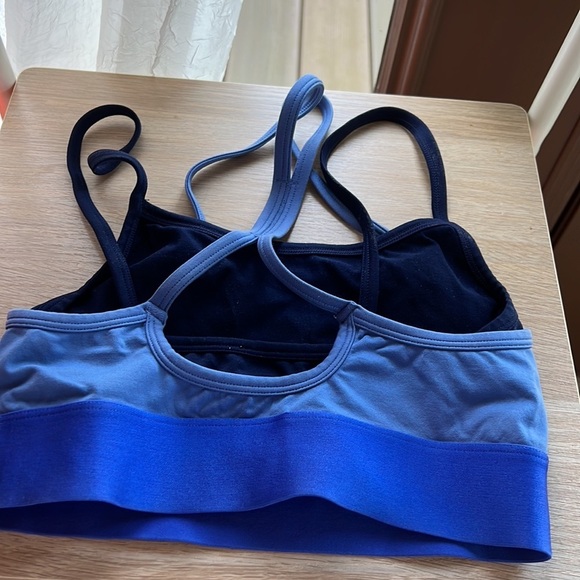Double Layer Sports Bra - Picture 2 of 2